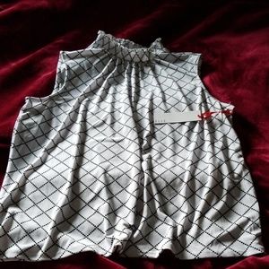 Elle White and Black Smock Neck Shell/Tank